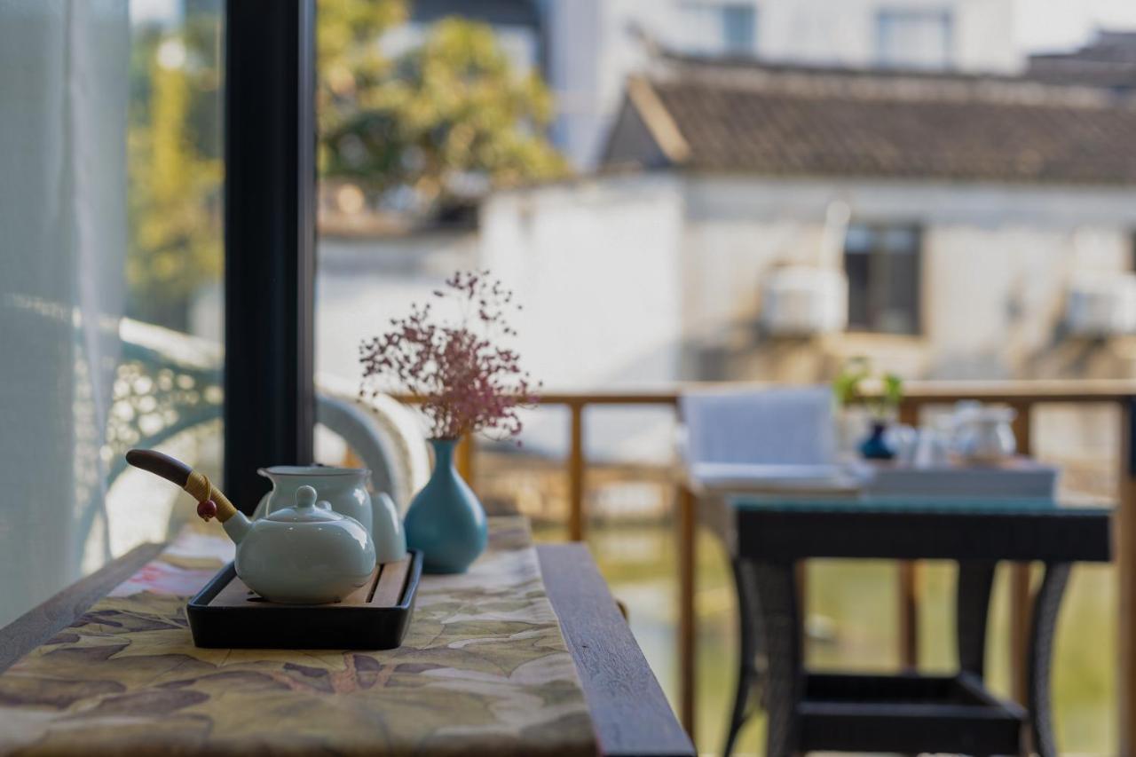 Tongli Slowlife River View Inn Сучжоу Екстер'єр фото