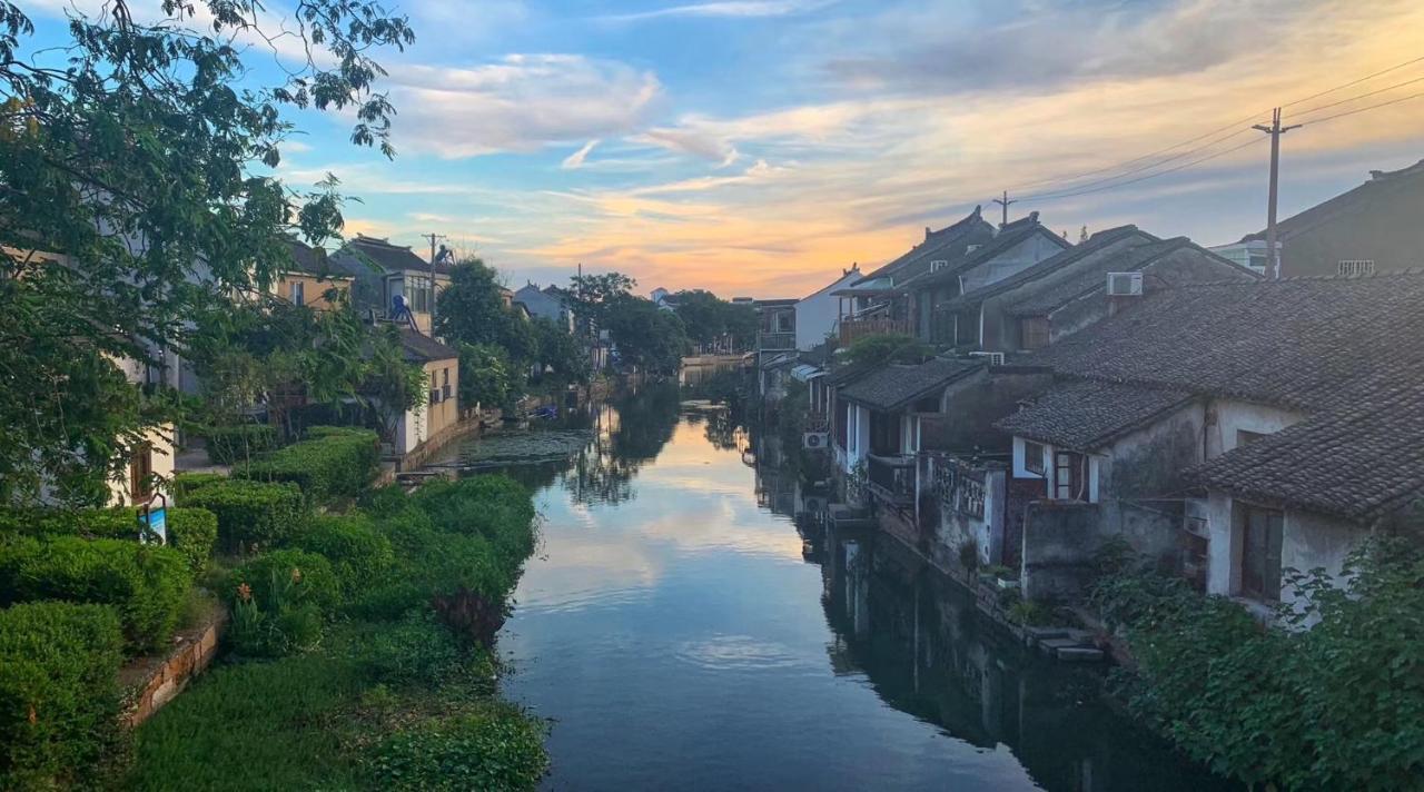 Tongli Slowlife River View Inn Сучжоу Екстер'єр фото